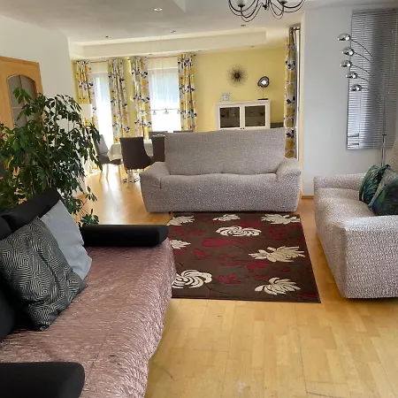 Berlin Villa Praga